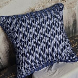 New! Threshold Square Indoor Outdoor Blue textured jacquard Decorative Pillow
